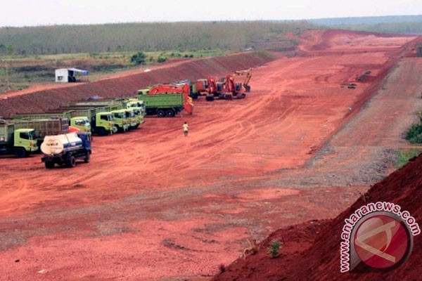  PROYEK STRATEGIS NASIONAL : Pengadaan Tanah Tol Tuntas Akhir 2018